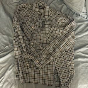 Vineyard vines classic fit shirt
